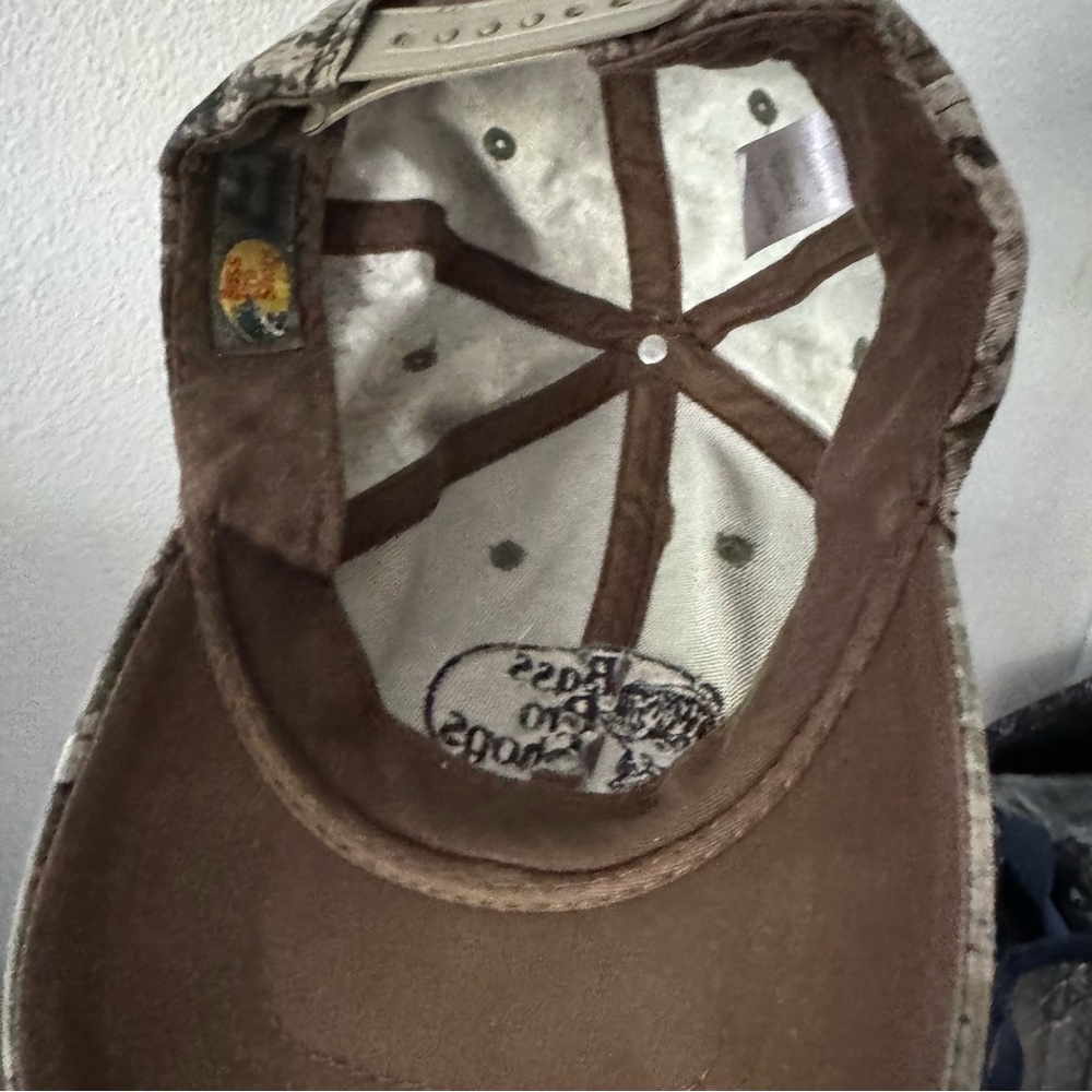 Authentic Bass Pro Shops Logo Camo Mens TrueTimber Strata SnapBack Hat Outdoors - Picture 5 of 10